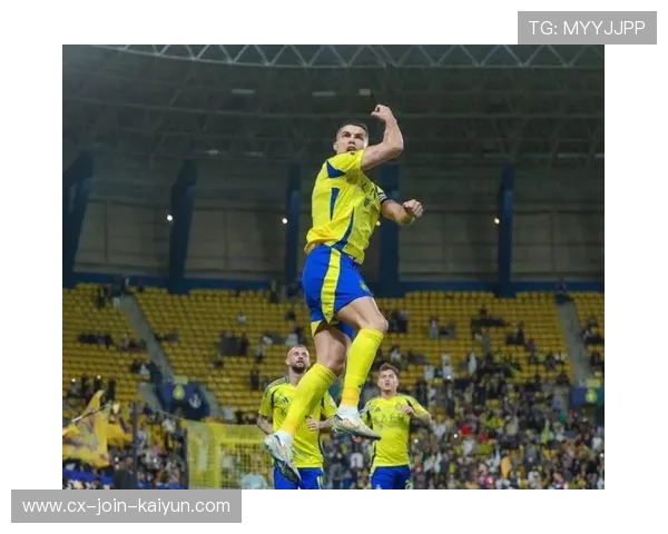 C罗中距离抽射破网，利雅得胜利全队振奋