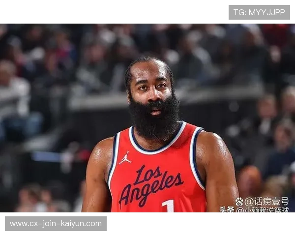 哈登最后一攻引爆热议!76 人球迷怒喊:被犯规了