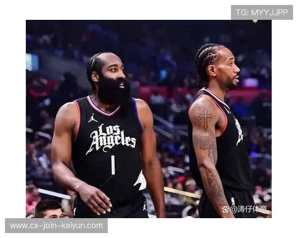 伦纳德中距离停顿，洛杉矶快船掌控回合