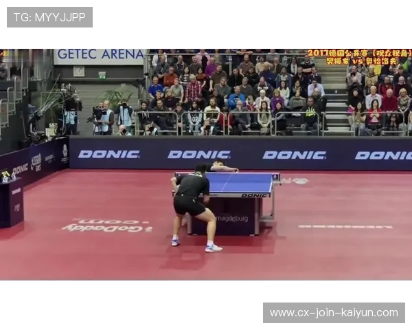 乒乓球逆天反应回球,观众直呼没看清 乒乓球逆天反应回球,观众直呼没看清