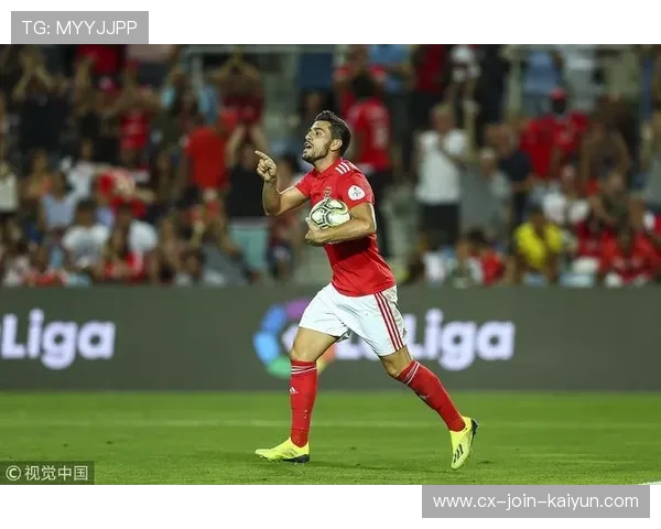 本菲卡拉法高速插上连续顶级触球后扫射破门：攻防之间的极致美学